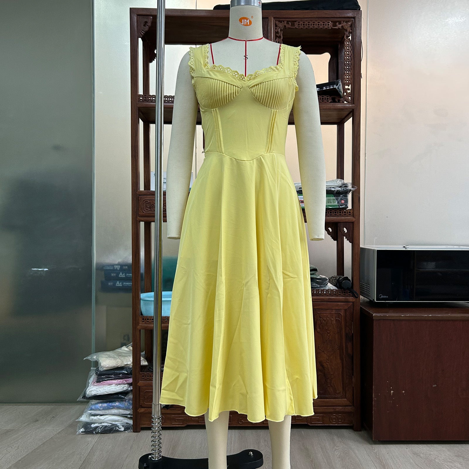 V-neck Lace Up Midi Skirt with Waist Trimming
